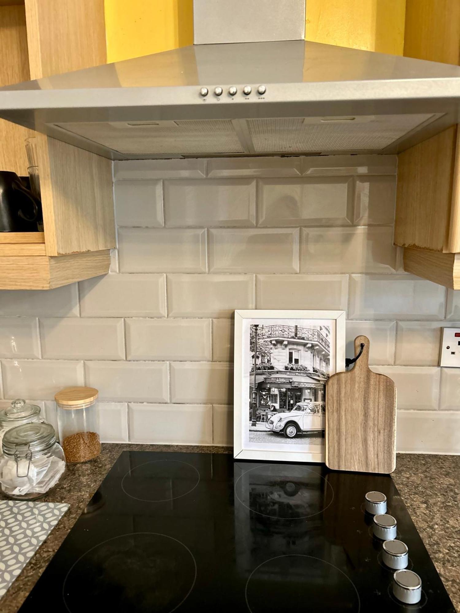Dawley Modern 2 Bed Apartment With Free Parking And Netflix מראה חיצוני תמונה